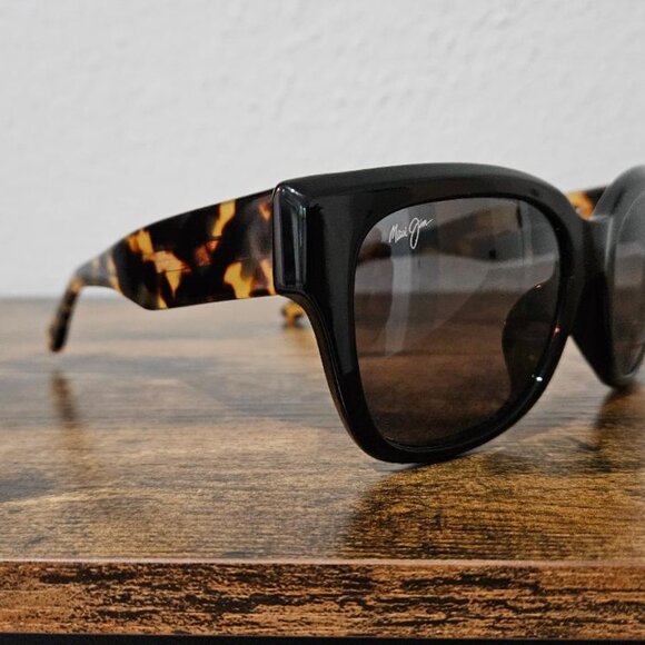 Maui Jim - SIREN SONG -- Mint Condition !!! - Picture 3 of 5